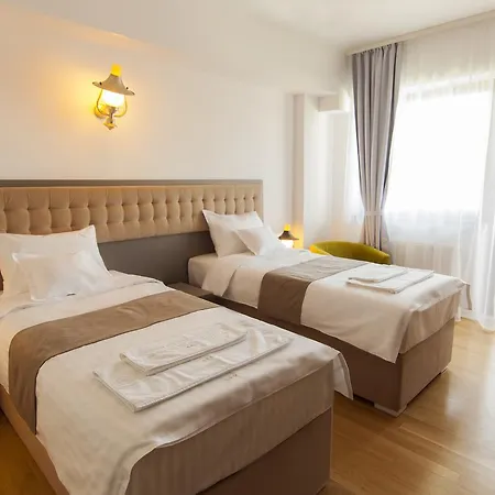 Ambra Boutique & Bistro Hotel