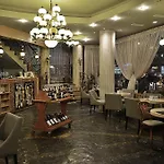Ambra Boutique & Bistro 호텔 4*