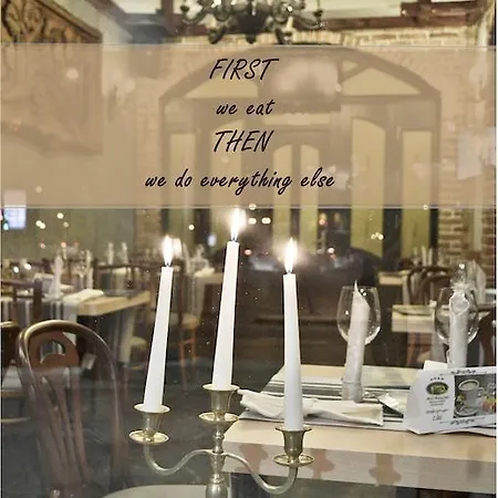Ambra Boutique & Bistro Отель Констанца