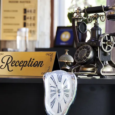 Ambra Boutique & Bistro Отель 4*