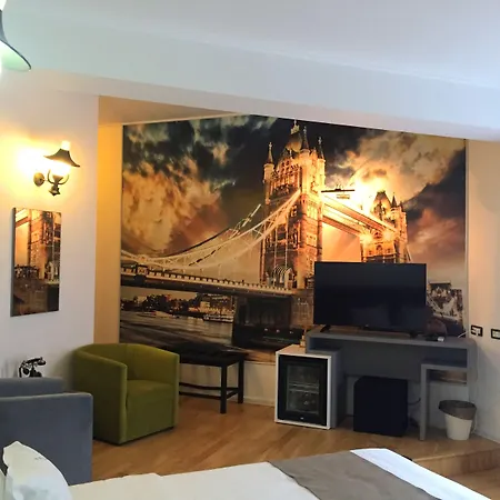 Ambra Boutique & Bistro Отель Констанца