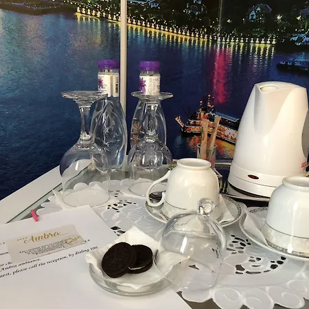 Ambra Boutique & Bistro Отель