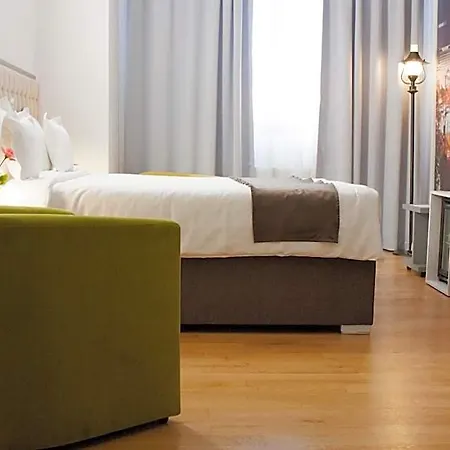 Ambra Boutique & Bistro 4*