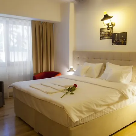 Отель Ambra Boutique & Bistro