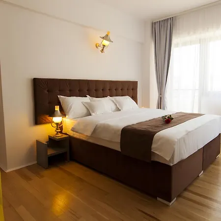 Ambra Boutique & Bistro Отель