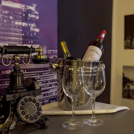 Ambra Boutique & Bistro
