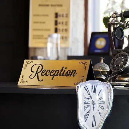 Ambra Boutique & Bistro Отель 4*