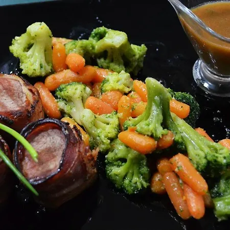 Ambra Boutique & Bistro Отель Констанца