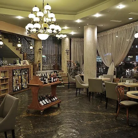 Ambra Boutique & Bistro Hotel 4*