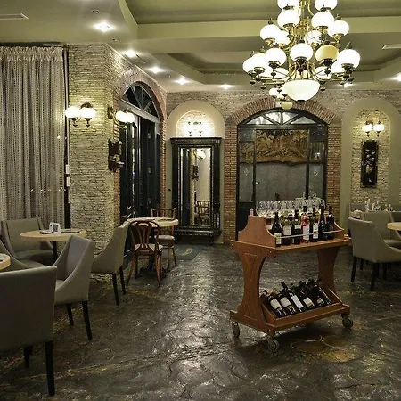 Ambra Boutique & Bistro Отель Констанца