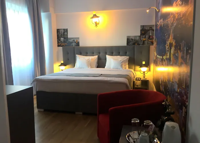 Ambra Boutique & Bistro Отель Констанца