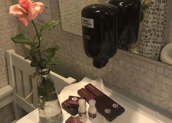 Отель Ambra Boutique & Bistro 4*