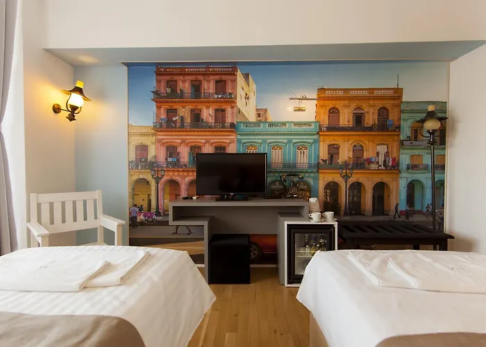 Ambra Boutique & Bistro Отель 4*