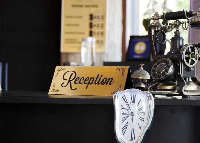 Ambra Boutique & Bistro Отель 4*