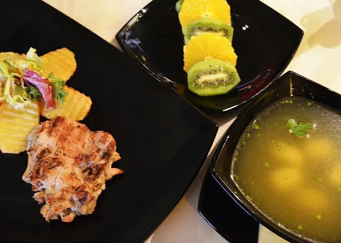 Ambra Boutique & Bistro Отель Констанца